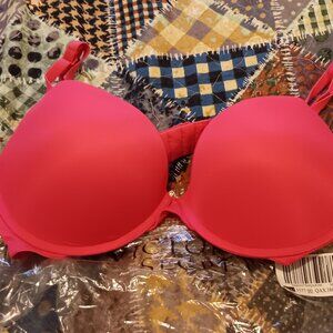 Pink by Victoria Secret 38C bra